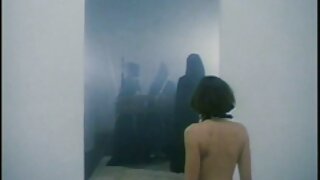 MILF Hotties Chanel And Eva ແບ່ງປັນທຸກຢ່າງ - 2022-03-17 02:22:23